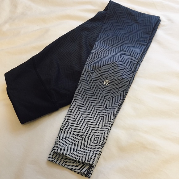 Champion Leggings - Picture 2 of 4